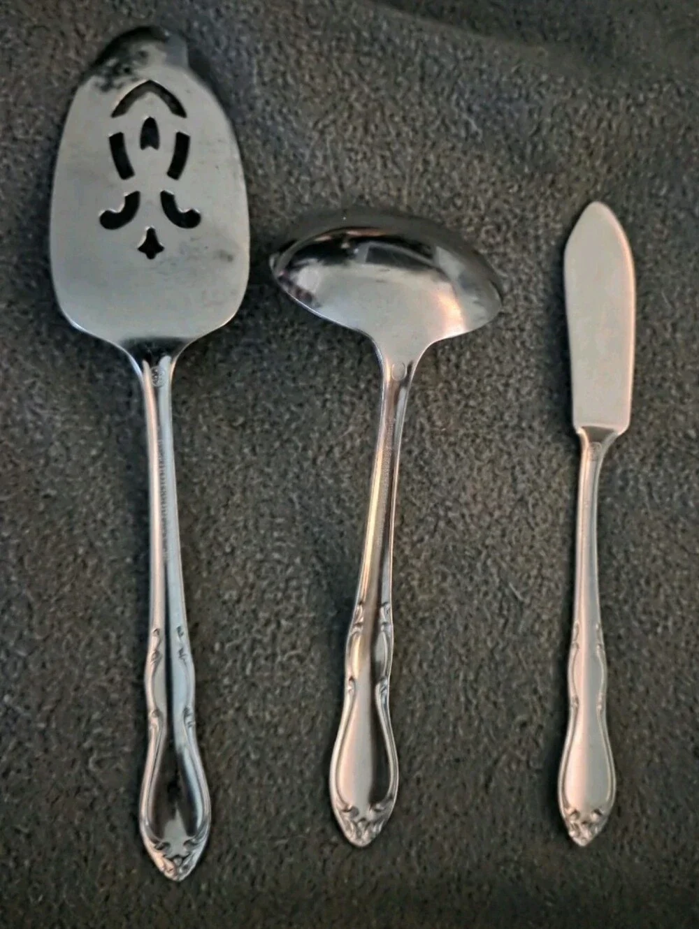 Oneida Simeon L George H Rogers HOMESTEAD Misc Serving Lot 3 - Cale Ladle Butter